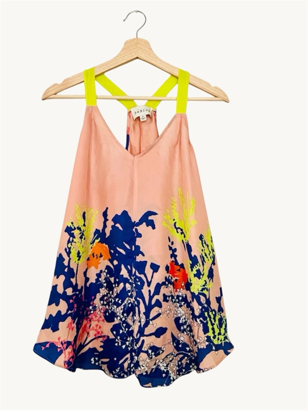Sabine Swing Tank
